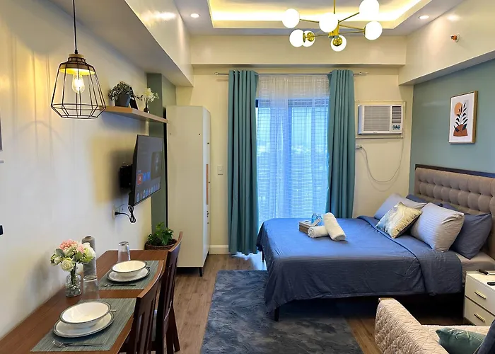 Апарт-отель Homey In The Heart Of The 3*